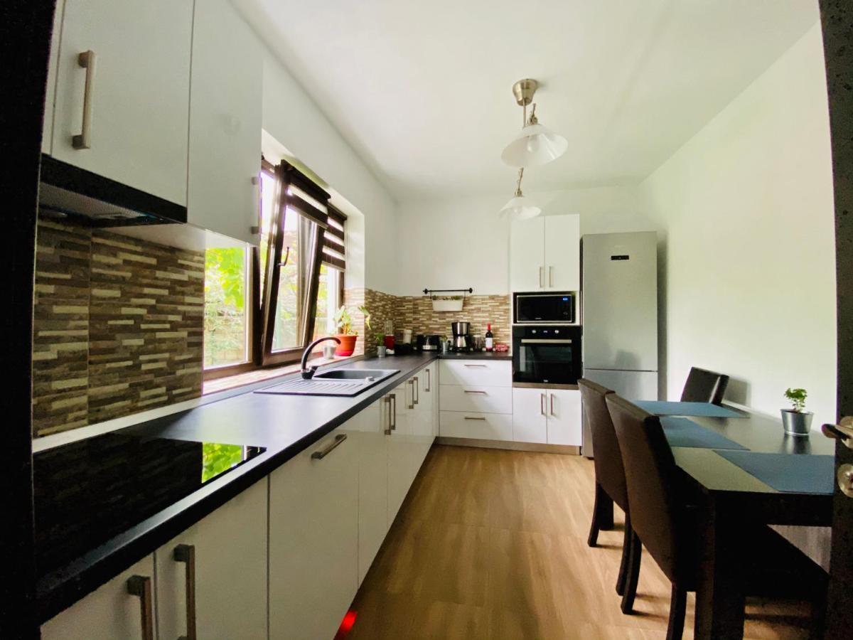 Holiday Home Esku Orşova Eksteriør bilde