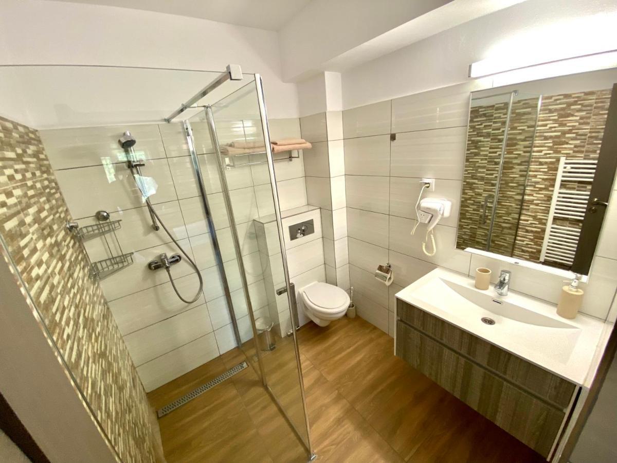 Holiday Home Esku Orşova Eksteriør bilde